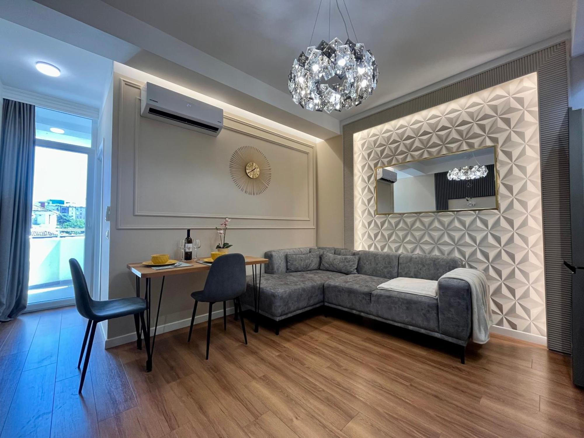 City Center Cozy Apartment Tirana Exterior photo